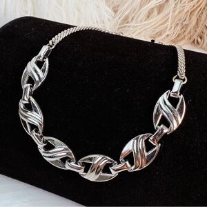 Vintage Barclay Silvertone Chain Link Weighted Choker Necklace